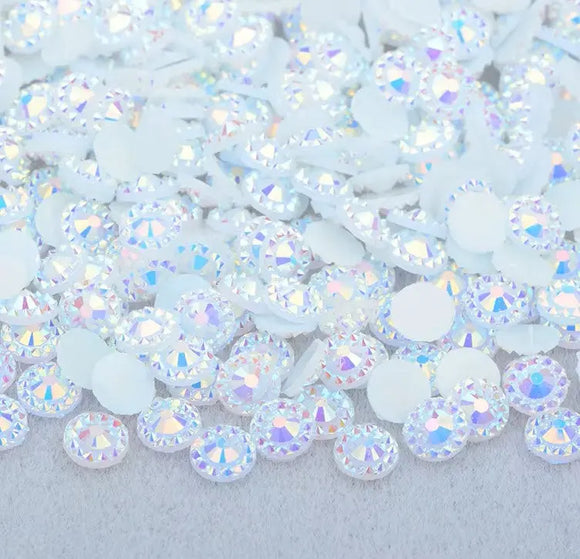 Face Paint Gems - Small Round Rhinestones Iridescent White - 6mm (0.25") - 1/4 ounce Face Paint Forum Shop