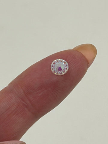 Face Paint Gems - Small Round Rhinestones Iridescent White - 6mm (0.25") - 1/4 ounce Face Paint Forum Shop
