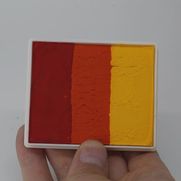 TAG Face Paint - Split Cake - Fire Eye - 50 grams - 0
